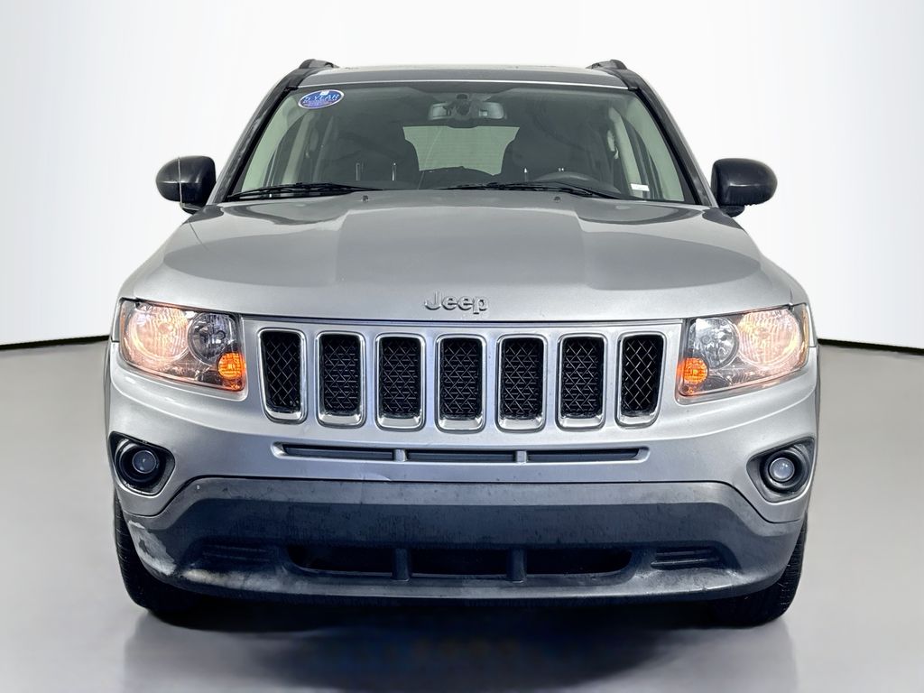 2017 Jeep Compass Sport - Photo 2