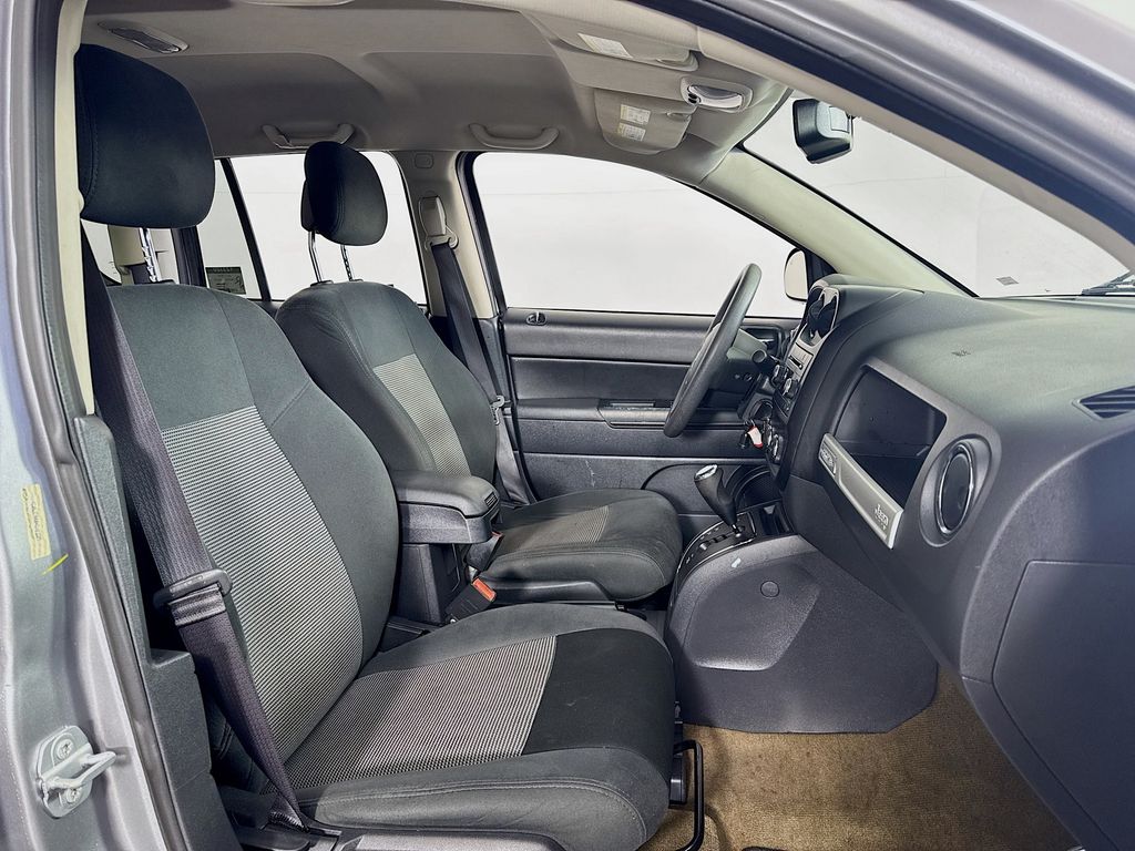 2017 Jeep Compass Sport - Photo 23