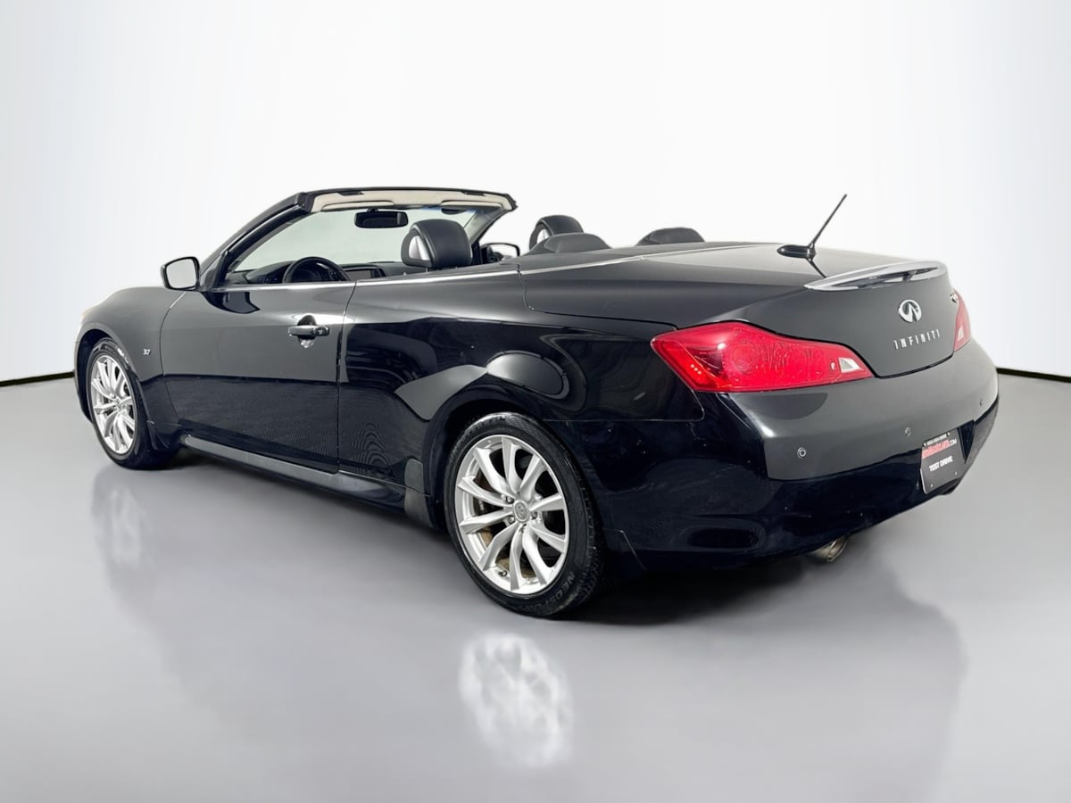 2014 INFINITI Q60 Convertible Base - Photo 8