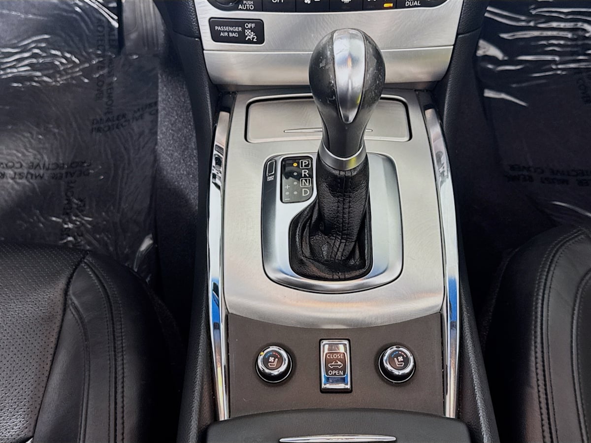 2014 INFINITI Q60 Convertible Base - Photo 19