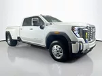 2024 Gmc Sierra HD Denali photo 40