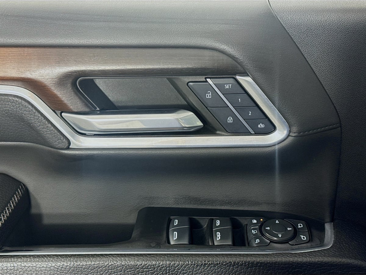 2024 Gmc Sierra HD Denali photo 18