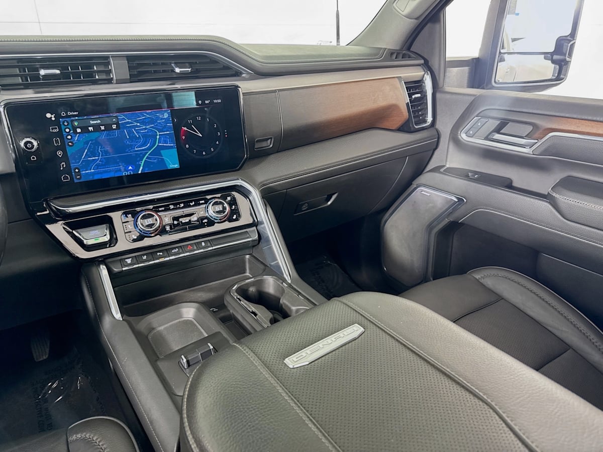 2024 Gmc Sierra HD Denali photo 25