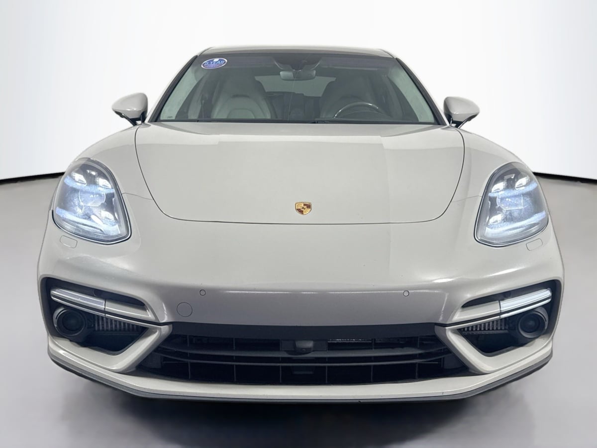 2018 Porsche Panamera Turbo Sport Turismo photo 2