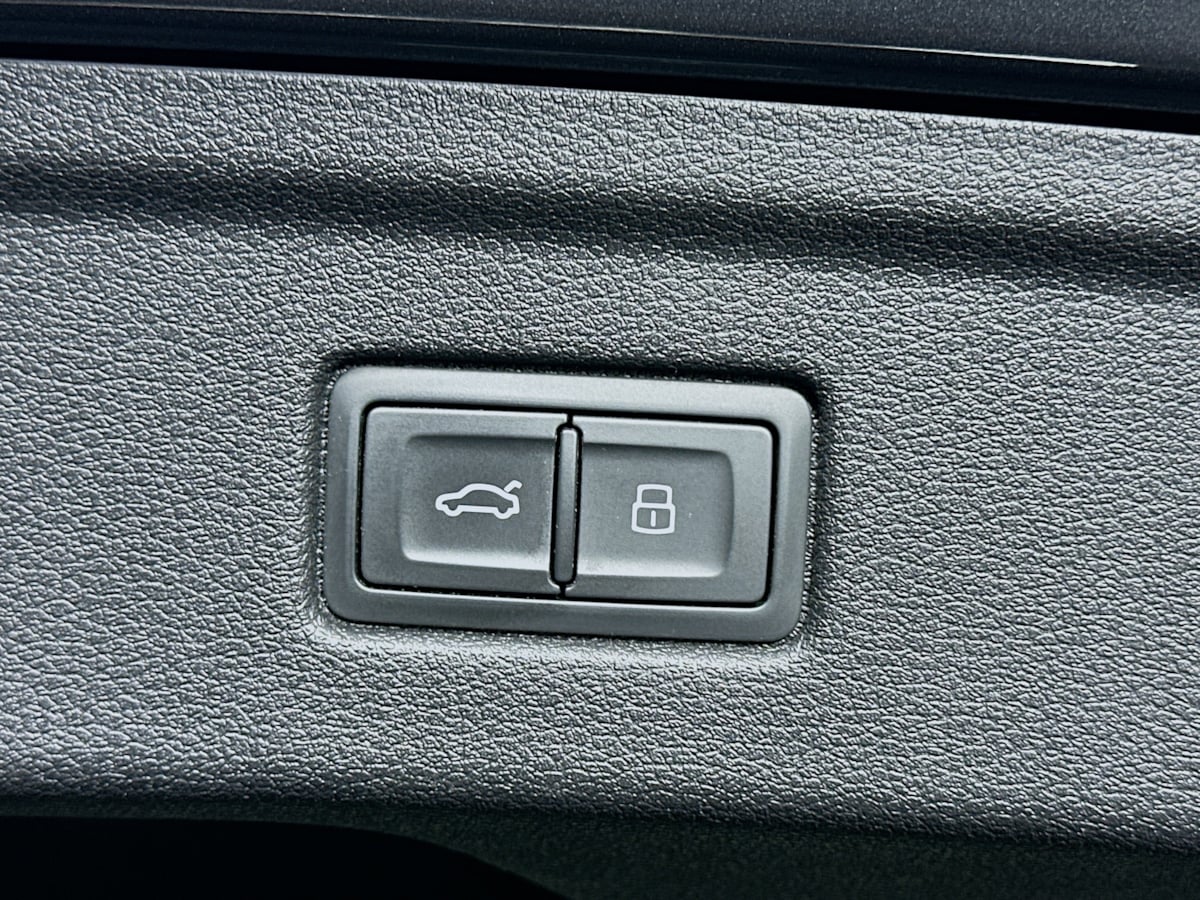 2018 Audi A5 Premium Plus photo 28