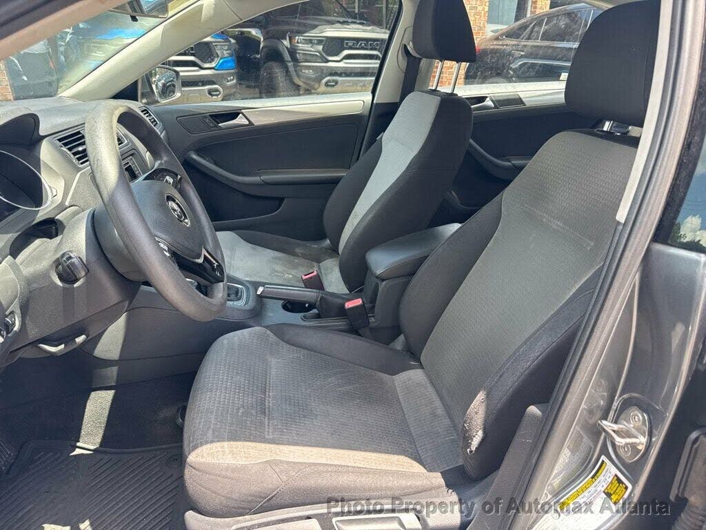 2017 Volkswagen Jetta 1.4T S photo 5