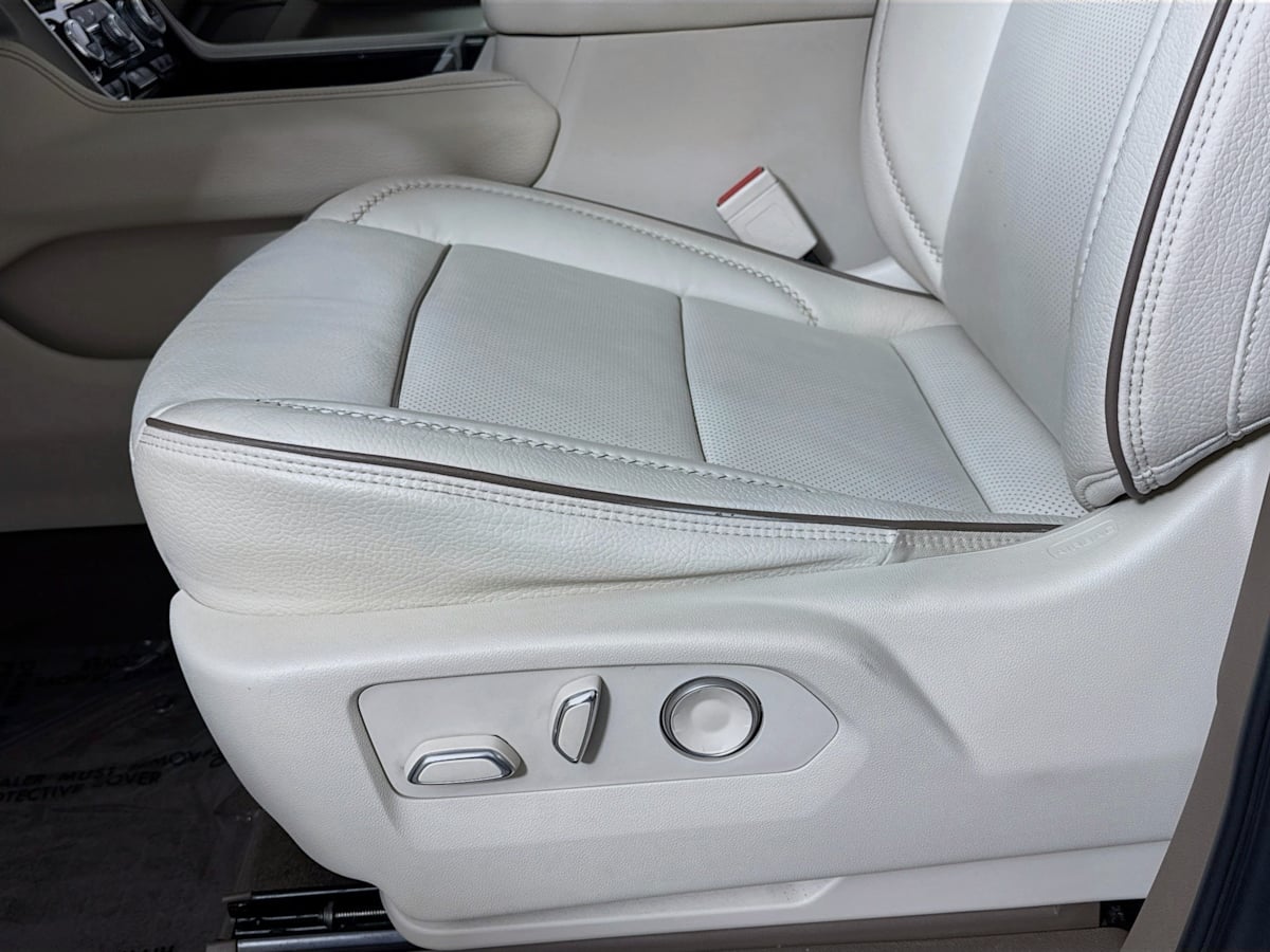 2021 GMC Yukon Denali - Photo 27