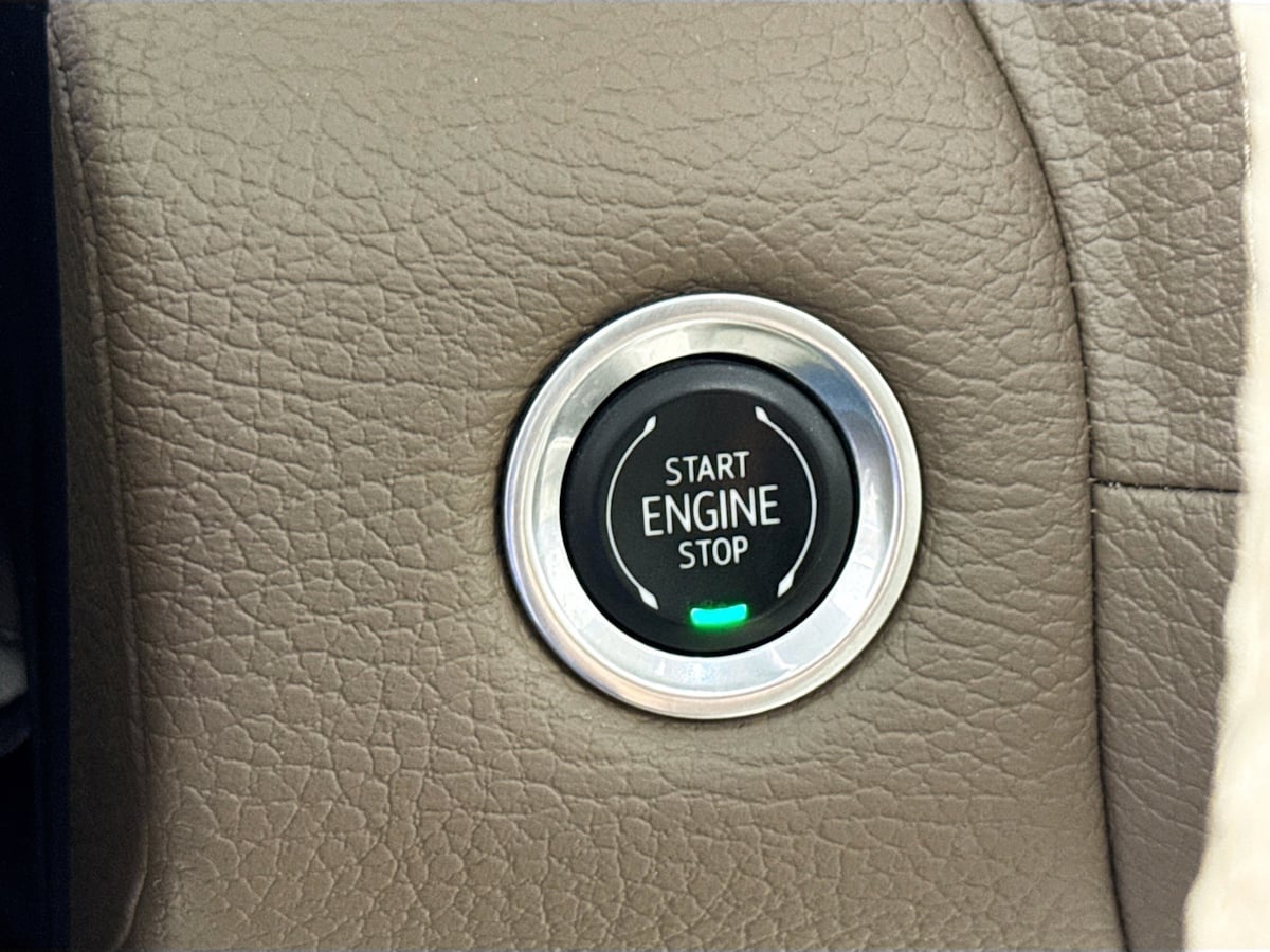 2021 GMC Yukon Denali - Photo 19