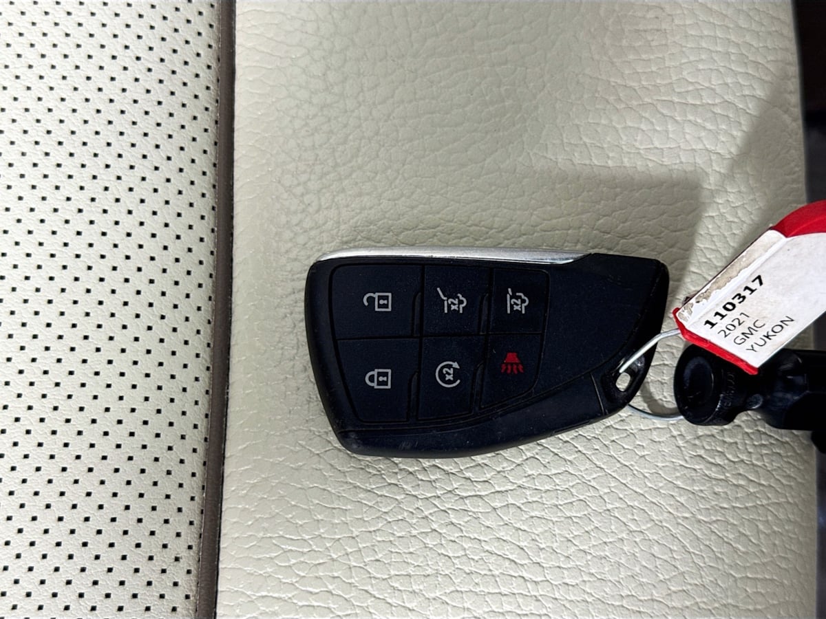 2021 GMC Yukon Denali - Photo 45