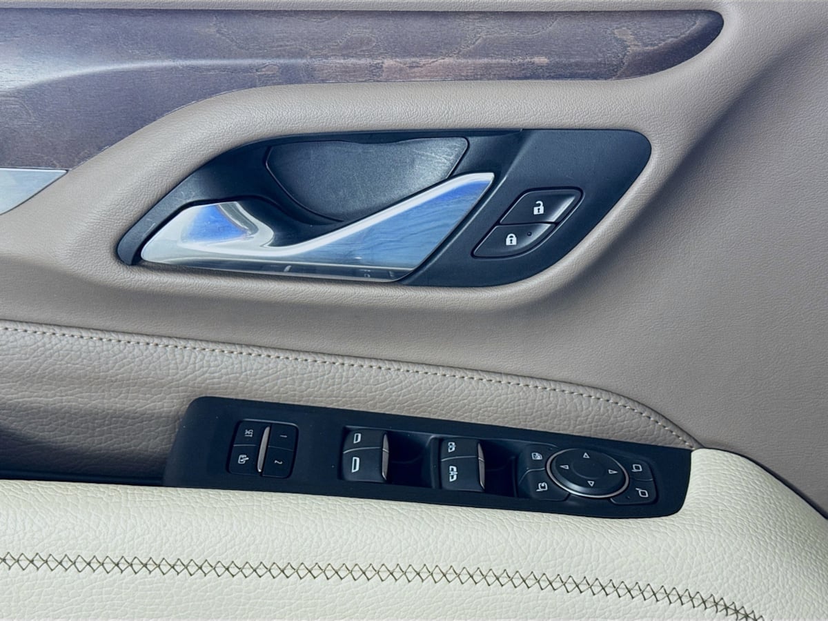 2021 GMC Yukon Denali - Photo 25