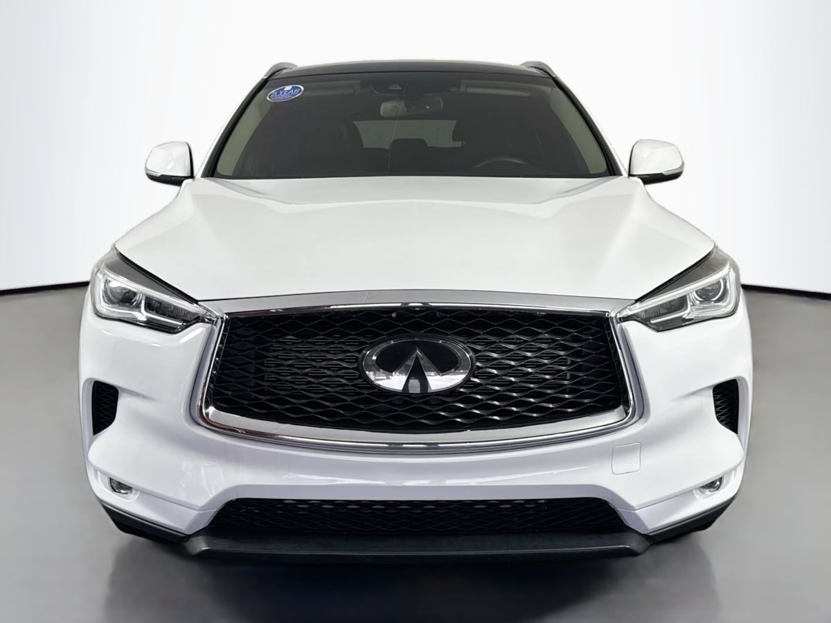 2021 Infiniti QX50 Luxe photo 2