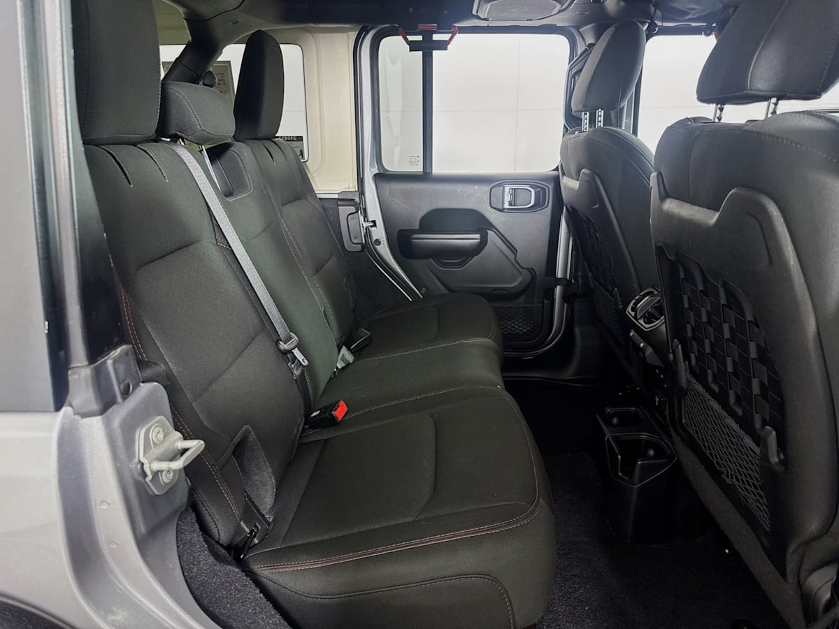 2020 Jeep Wrangler Unlimited Rubicon photo 27