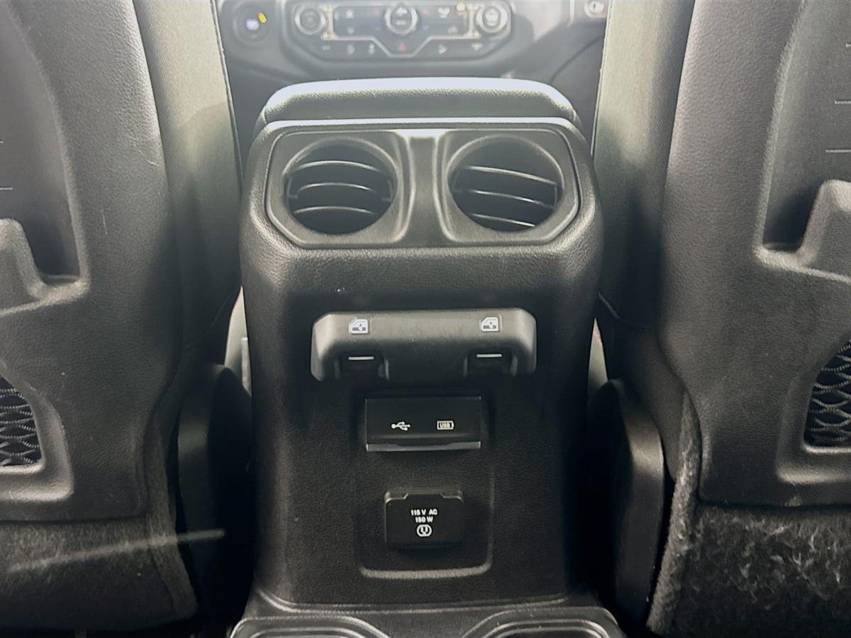 2020 Jeep Wrangler Unlimited Rubicon photo 25