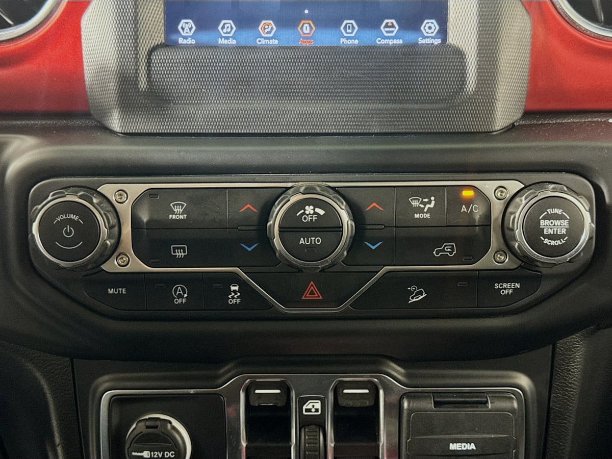 2020 Jeep Wrangler Unlimited Rubicon photo 15
