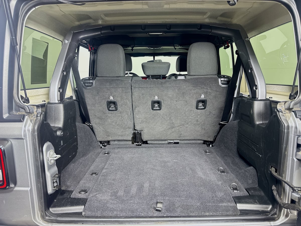 2020 Jeep Wrangler Unlimited Rubicon photo 26