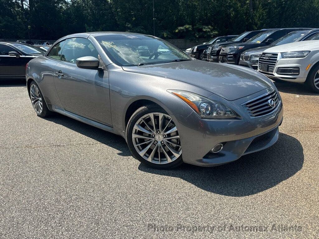 2013 Infiniti G37 Convertible Base photo 4