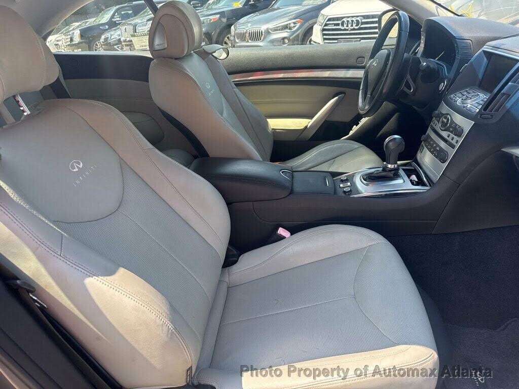 2013 Infiniti G37 Convertible Base photo 8