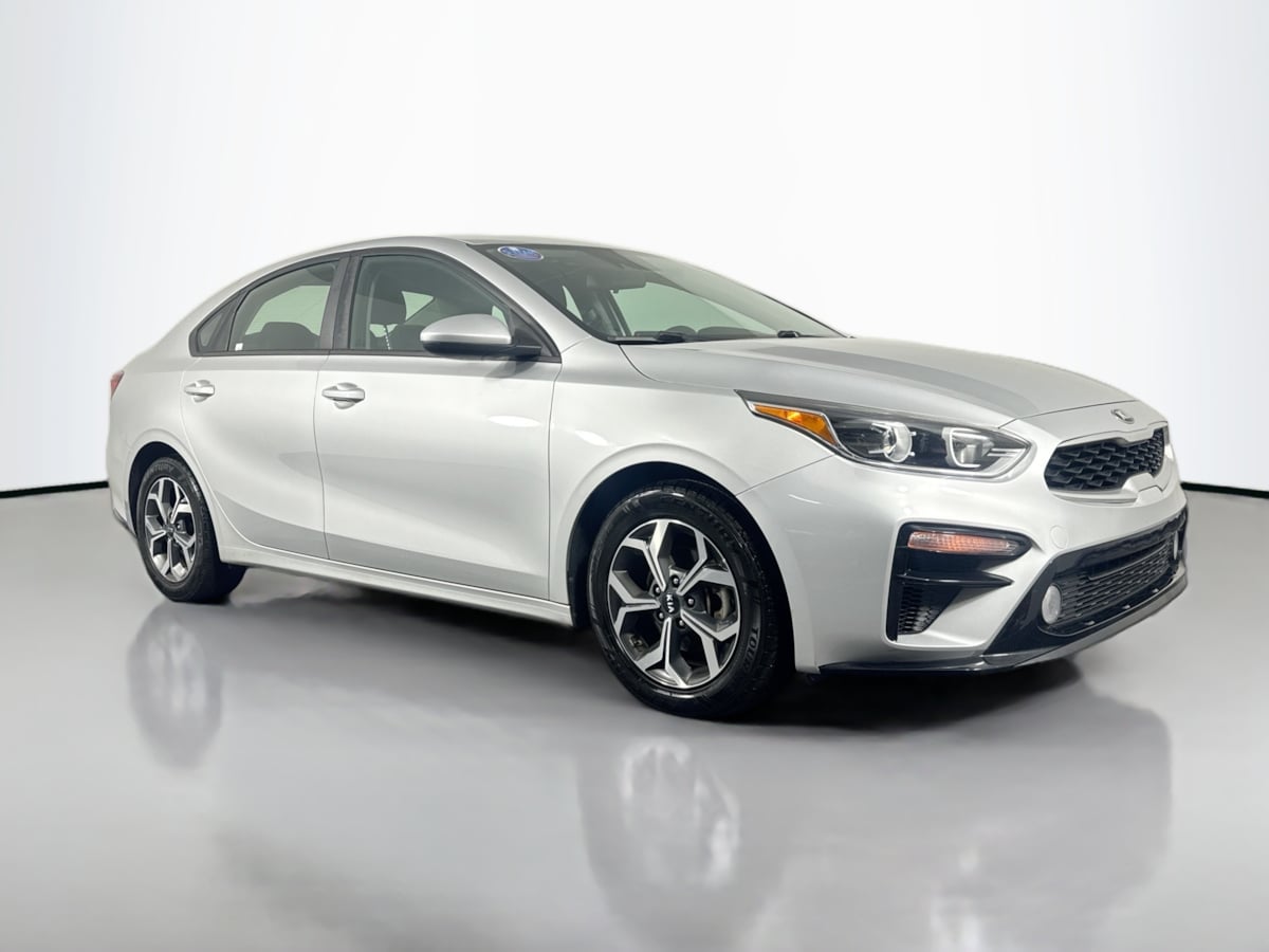 2019 Kia Forte LXS photo 3