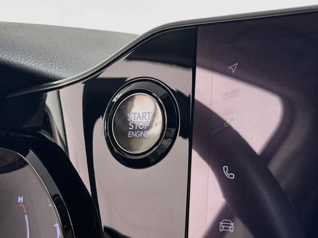 2025 Lexus NX 350 - Photo 18