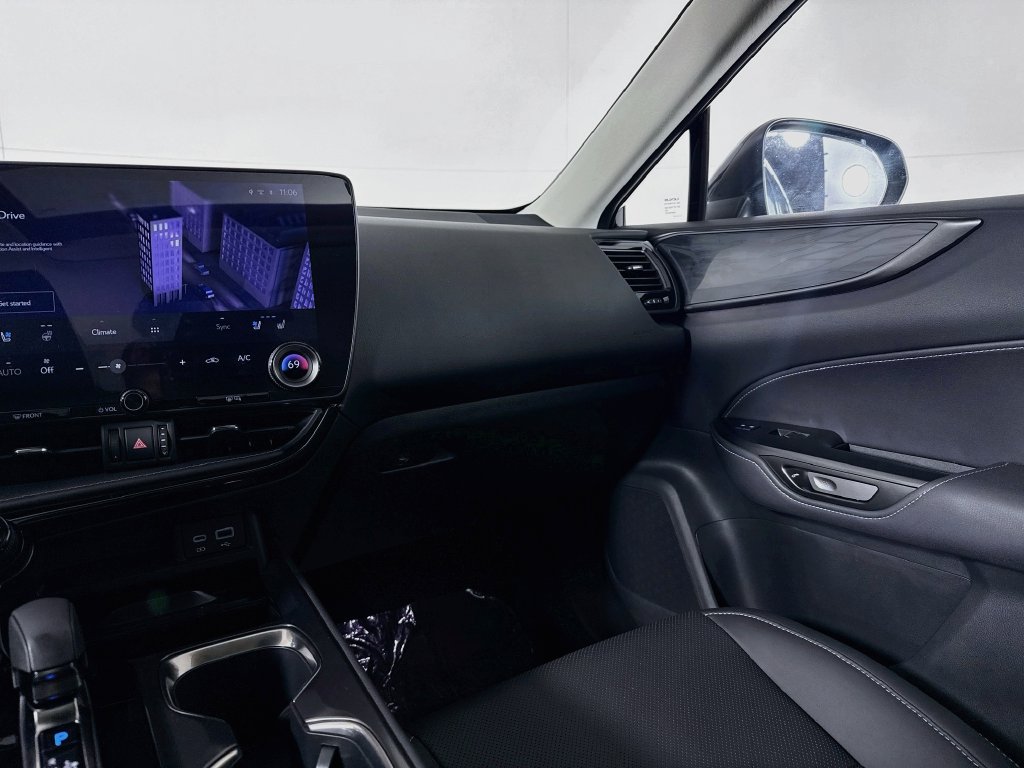 2025 Lexus NX 350 - Photo 32