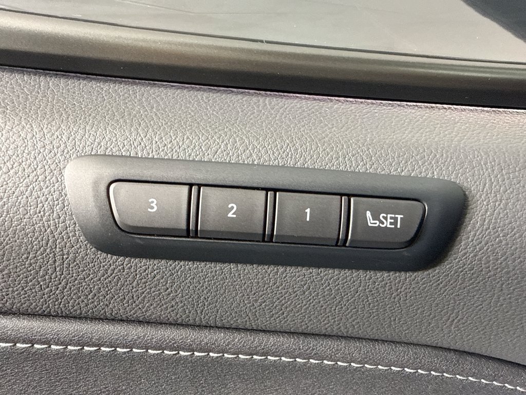 2025 Lexus NX 350 - Photo 28