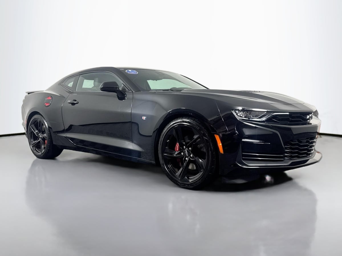2023 Chevrolet Camaro SS Coupe photo 3