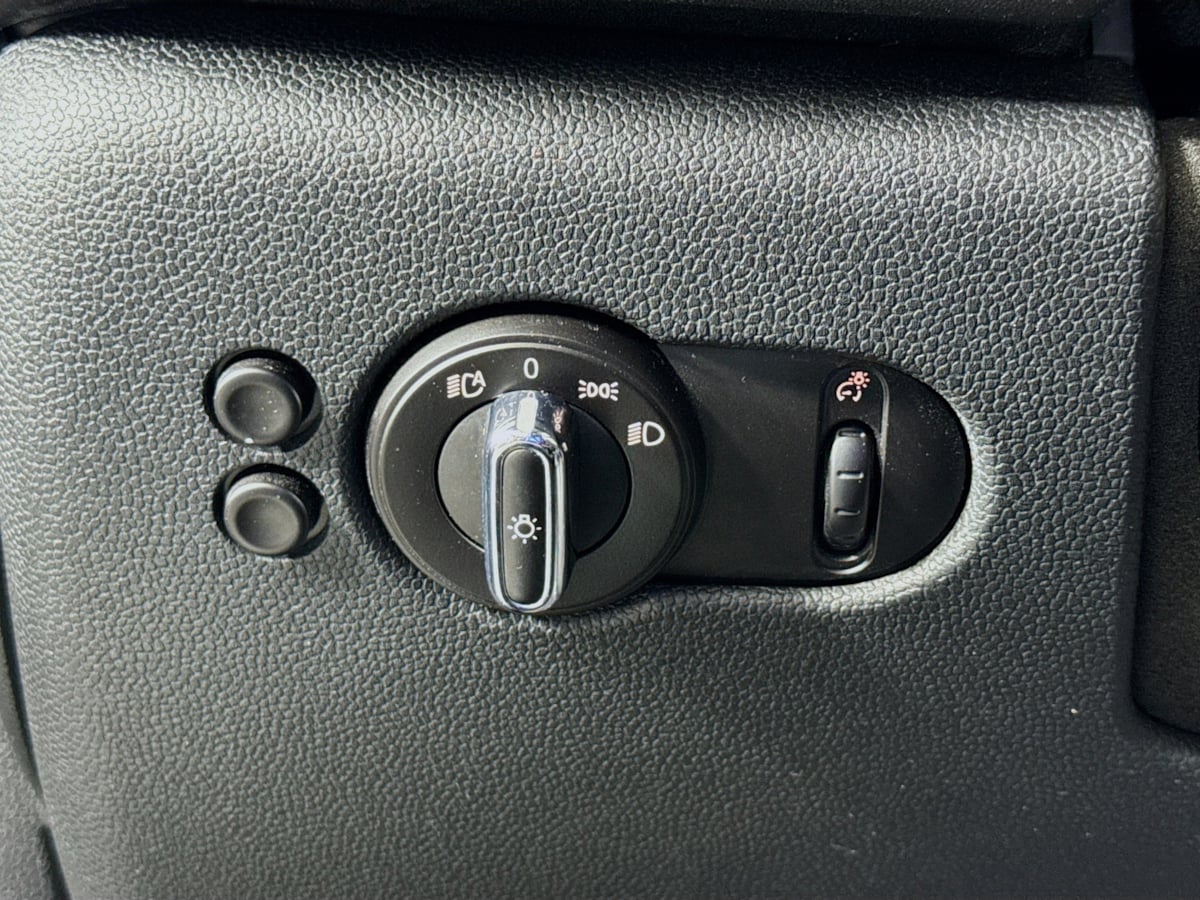 2015 Mini Cooper Hardtop photo 8