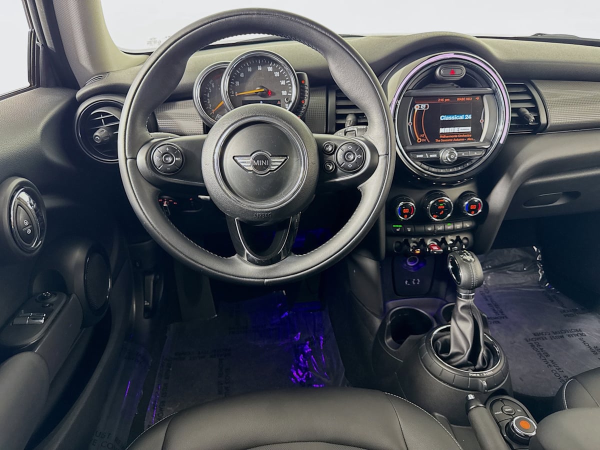 2015 Mini Cooper Hardtop photo 17