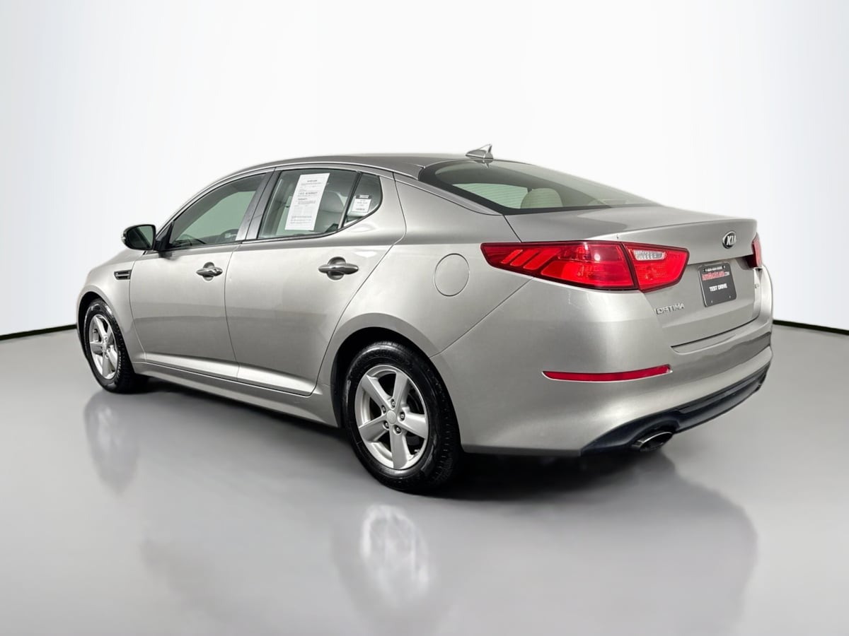 2015 Kia Optima LX photo 4