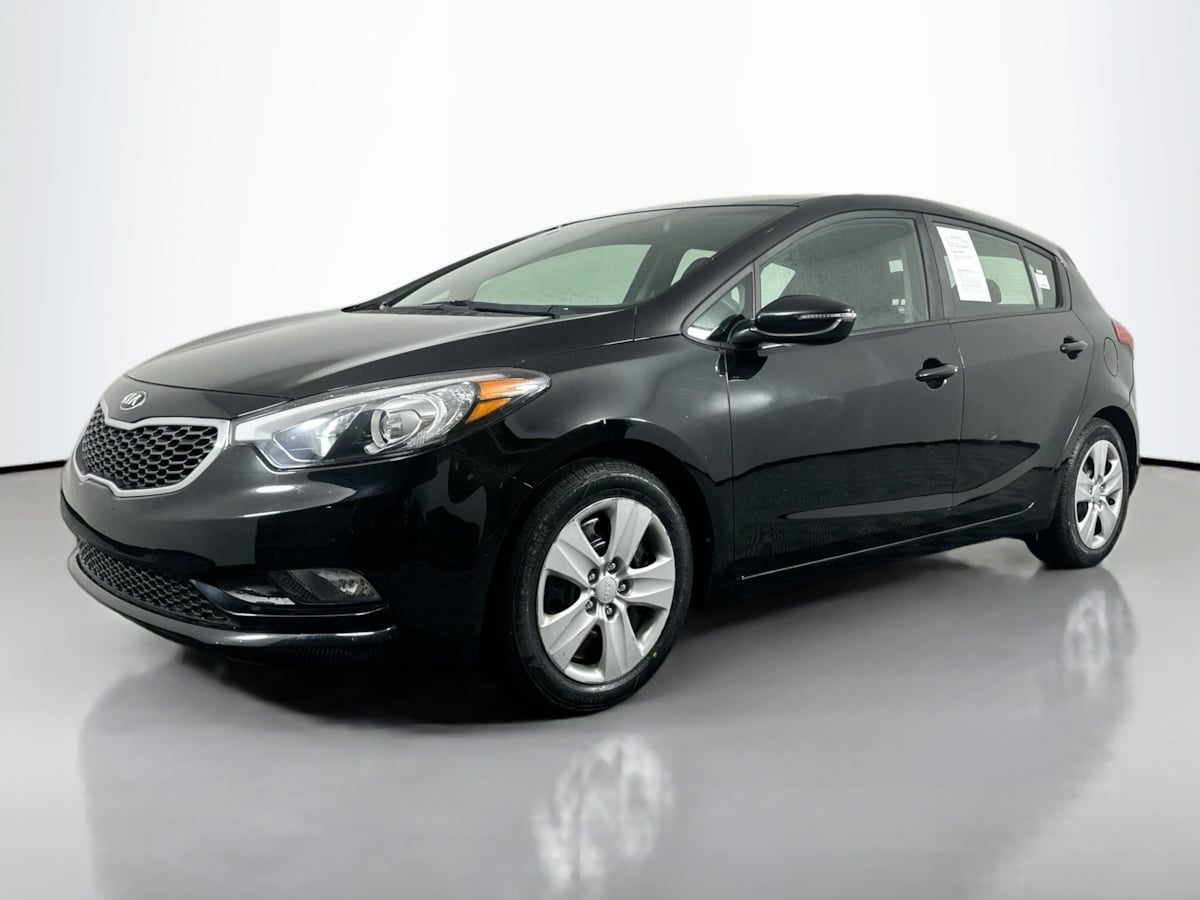 2016 Kia Forte 5-Door LX photo 31