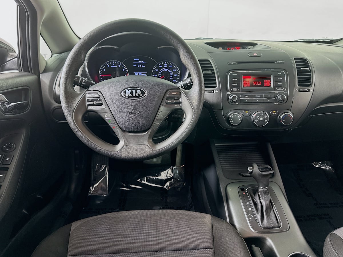 2016 Kia Forte 5-Door LX photo 20