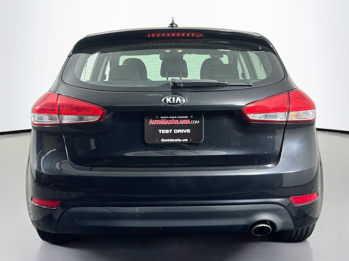 2016 Kia Forte 5-Door LX photo 6