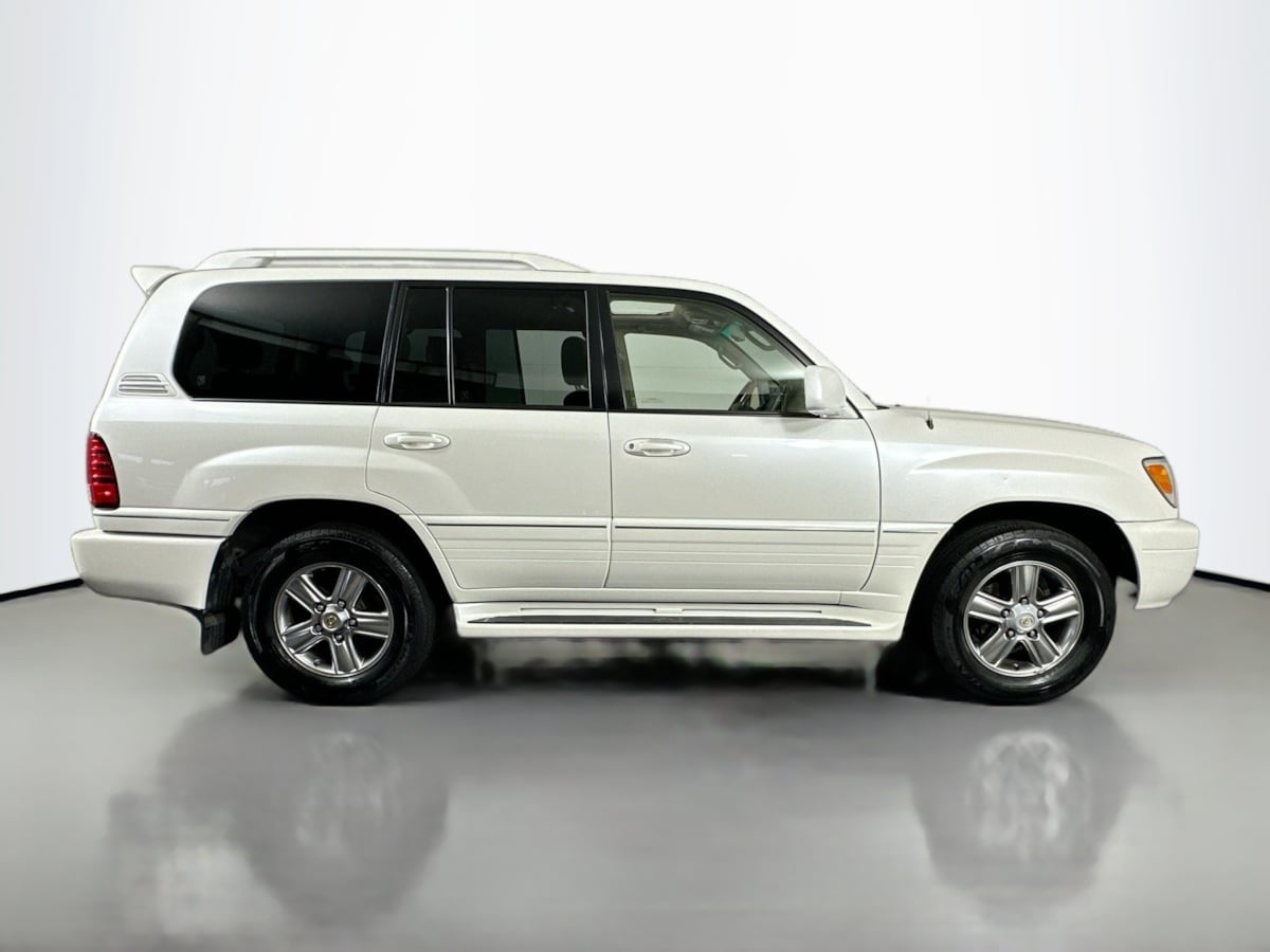 2007 Lexus LX 470 Base photo 4