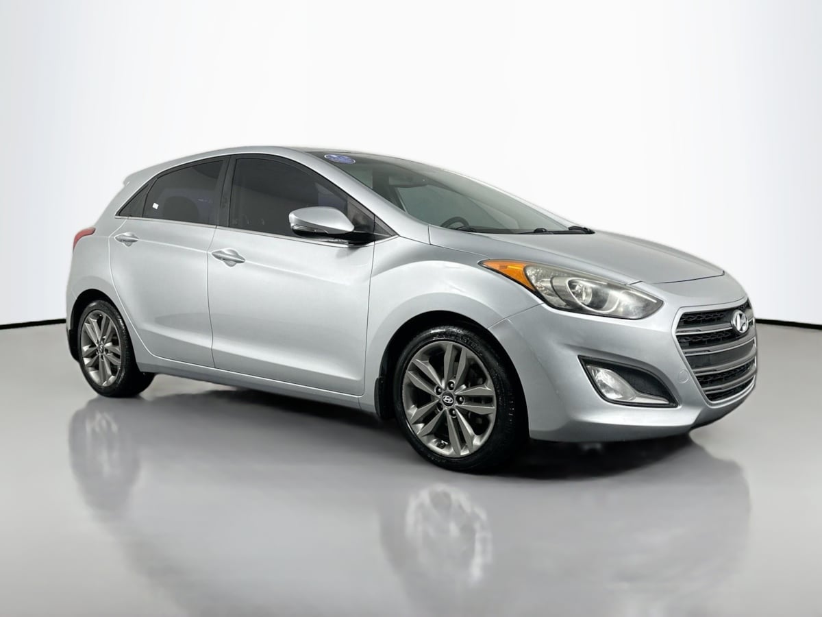 2016 Hyundai Elantra GT Base photo 3