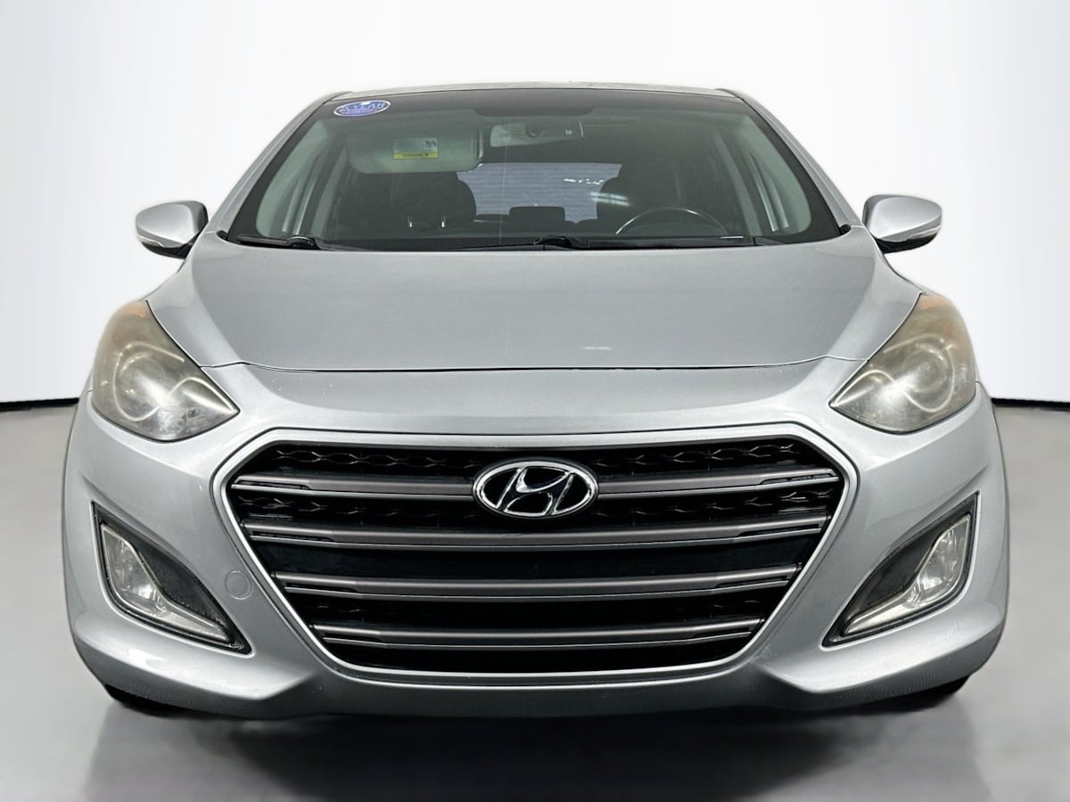 2016 Hyundai Elantra GT Base photo 2