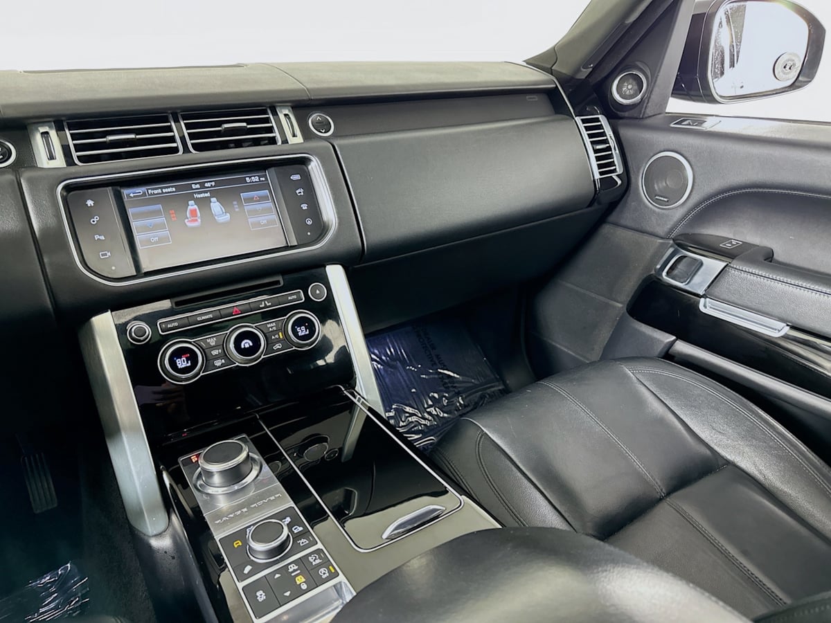 2016 Land Rover Range Rover SuperCharged photo 28
