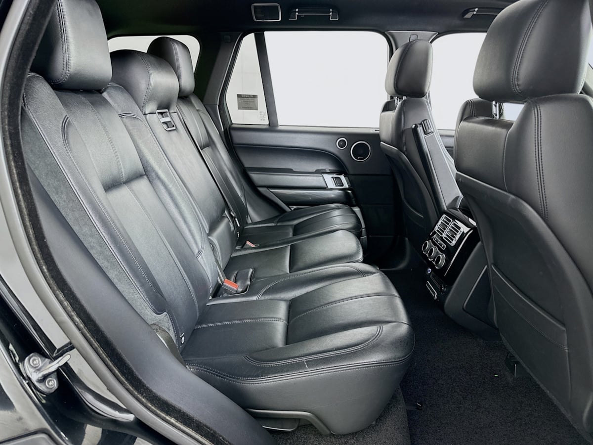 2016 Land Rover Range Rover SuperCharged photo 33
