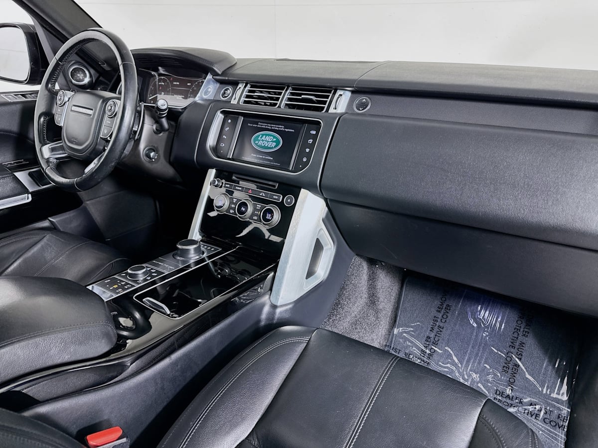 2016 Land Rover Range Rover SuperCharged photo 35