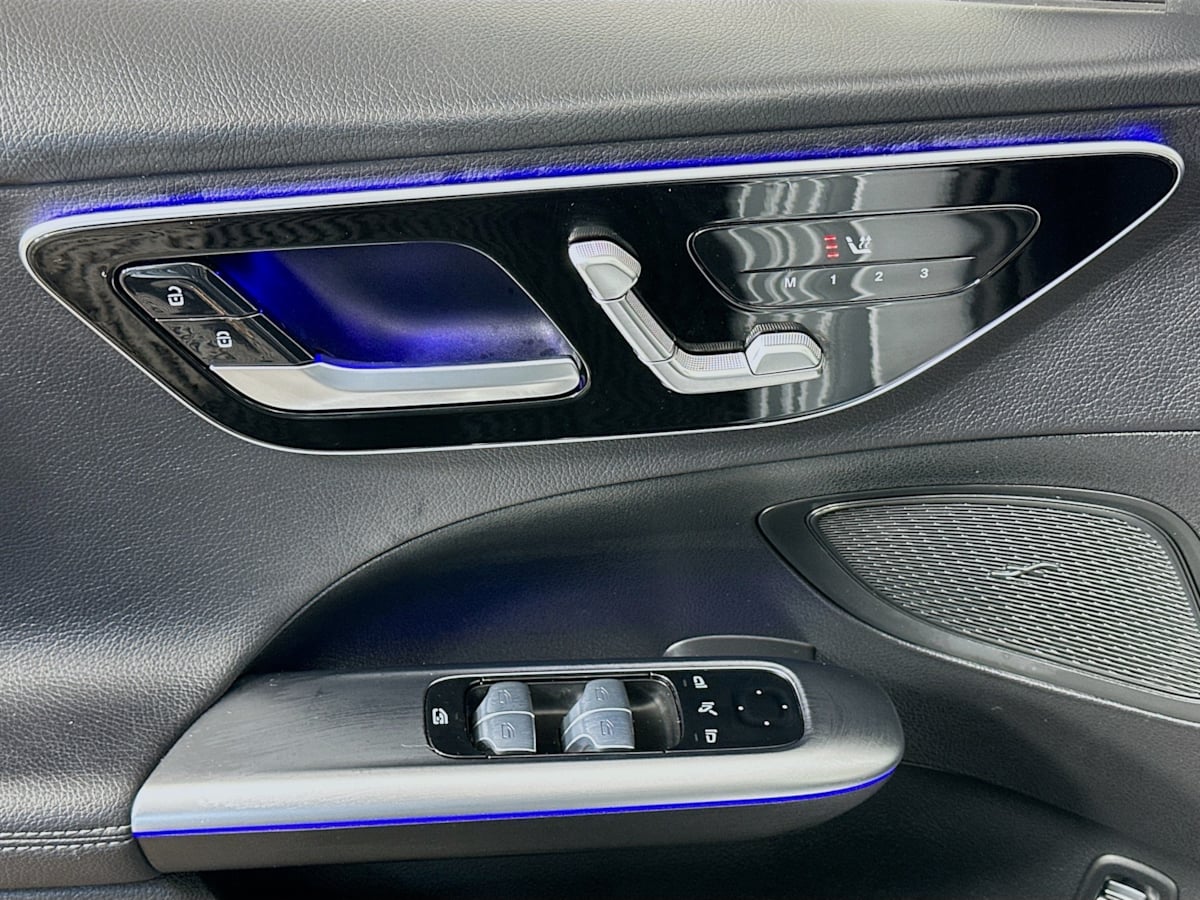 2022 Mercedes Benz C 300 4MATIC Sedan photo 21