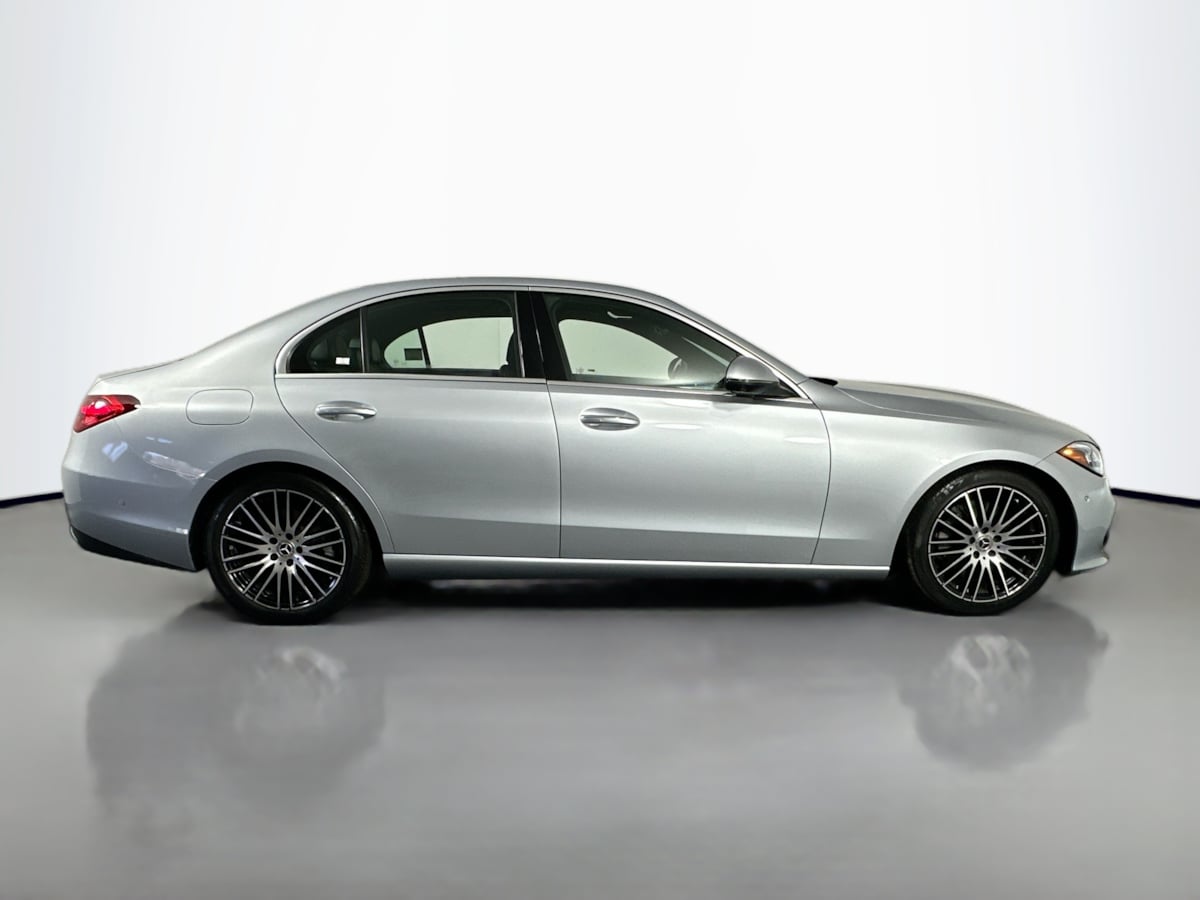 2022 Mercedes Benz C 300 4MATIC Sedan photo 4