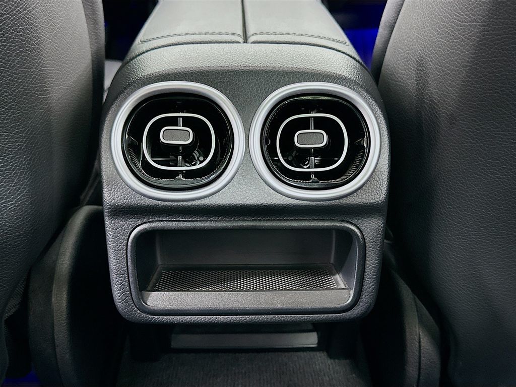 2022 Mercedes-Benz C-Class Sedan C 300 - Photo 32