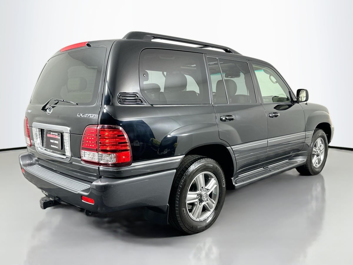 2006 Lexus LX 470 Base photo 5