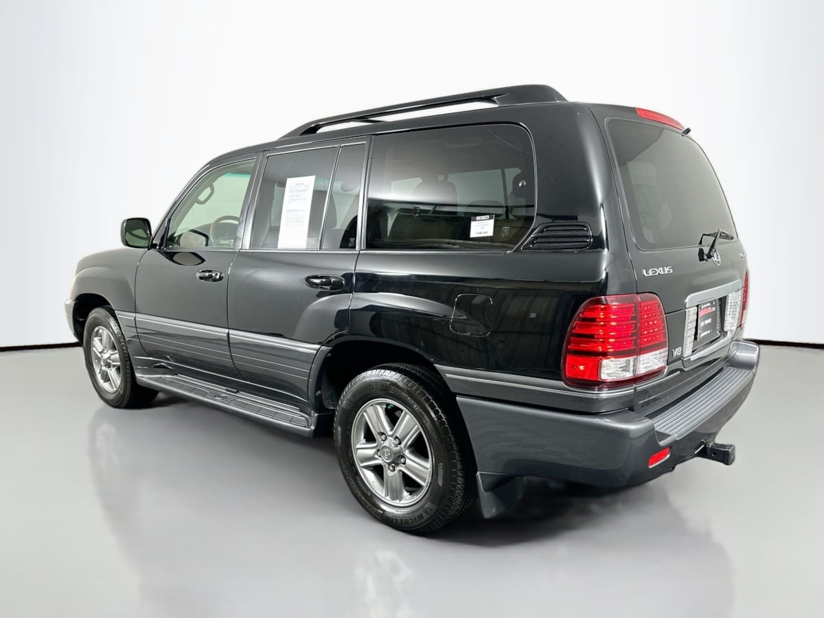 2006 Lexus LX 470 Base photo 7