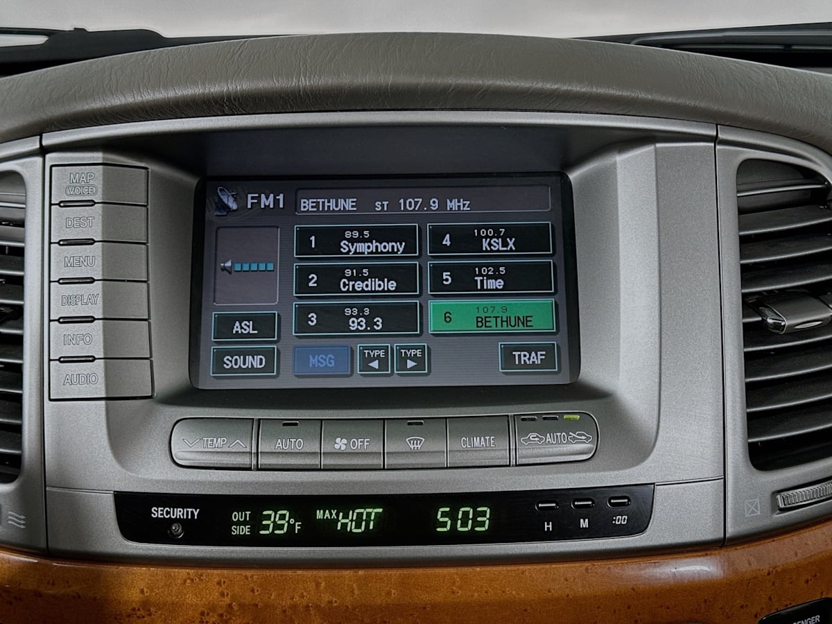 2006 Lexus LX 470 Base photo 15