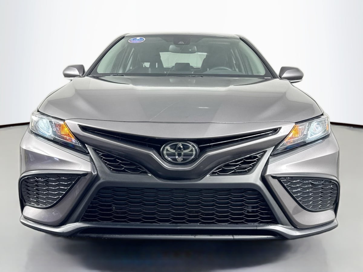 2024 Toyota Camry SE photo 2