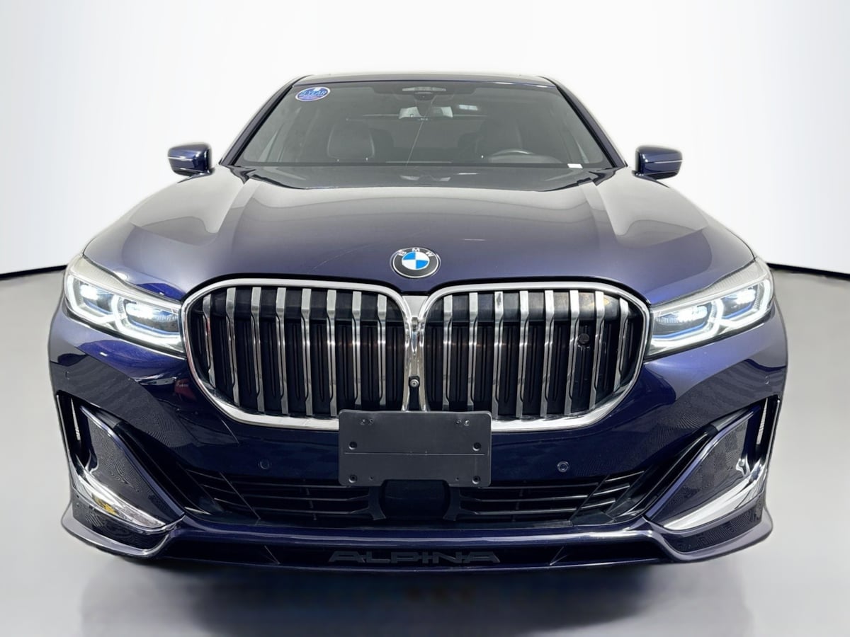 2020 Bmw 750i xDrive Sedan photo 2