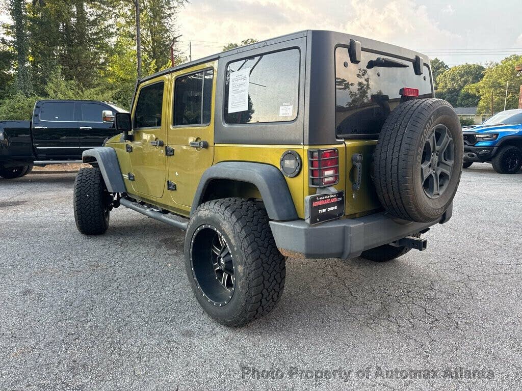 2008 Jeep Wrangler Unlimited X photo 2