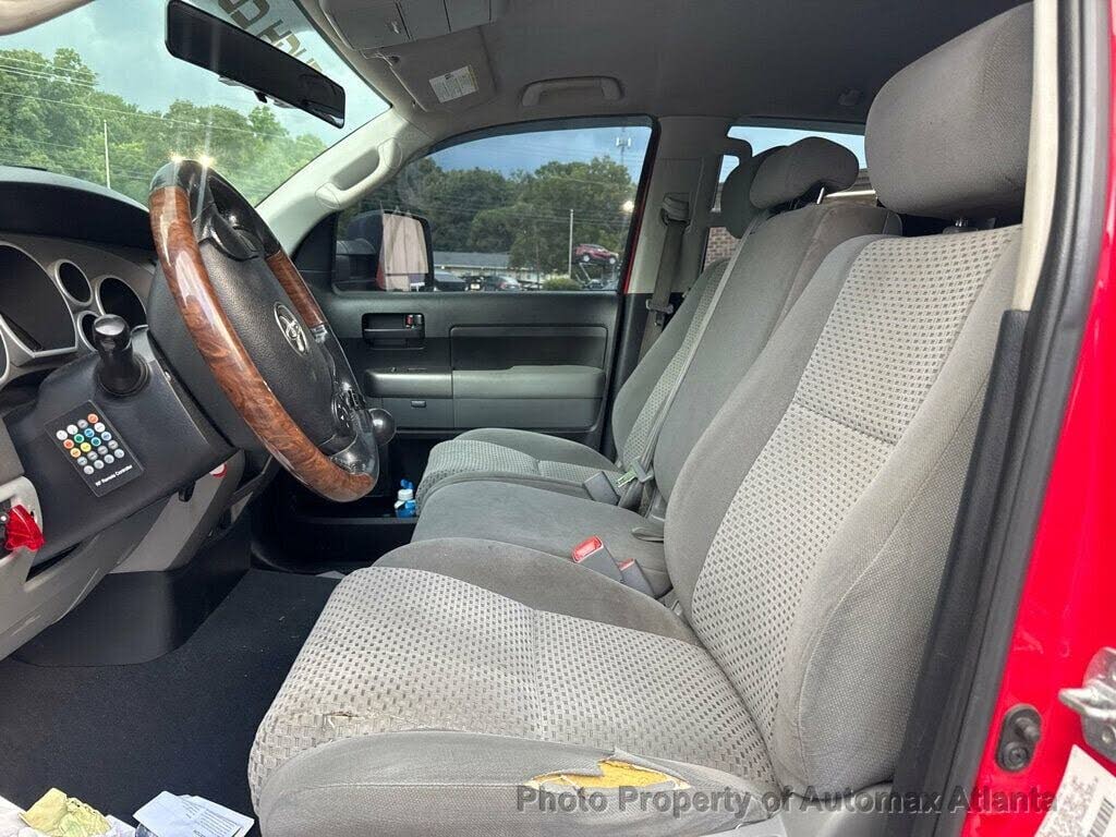 2013 Toyota Tundra Double Cab photo 5