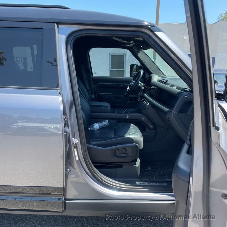 2020 Land Rover Defender 110 X photo 10