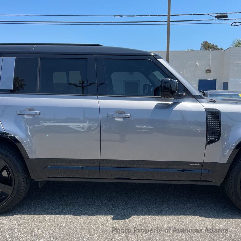 2020 Land Rover Defender 110 X photo 17